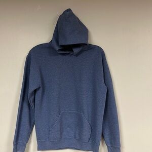 Heavy weight blue hoodie with kangaroo pockets, boy or girl - no tags, size L